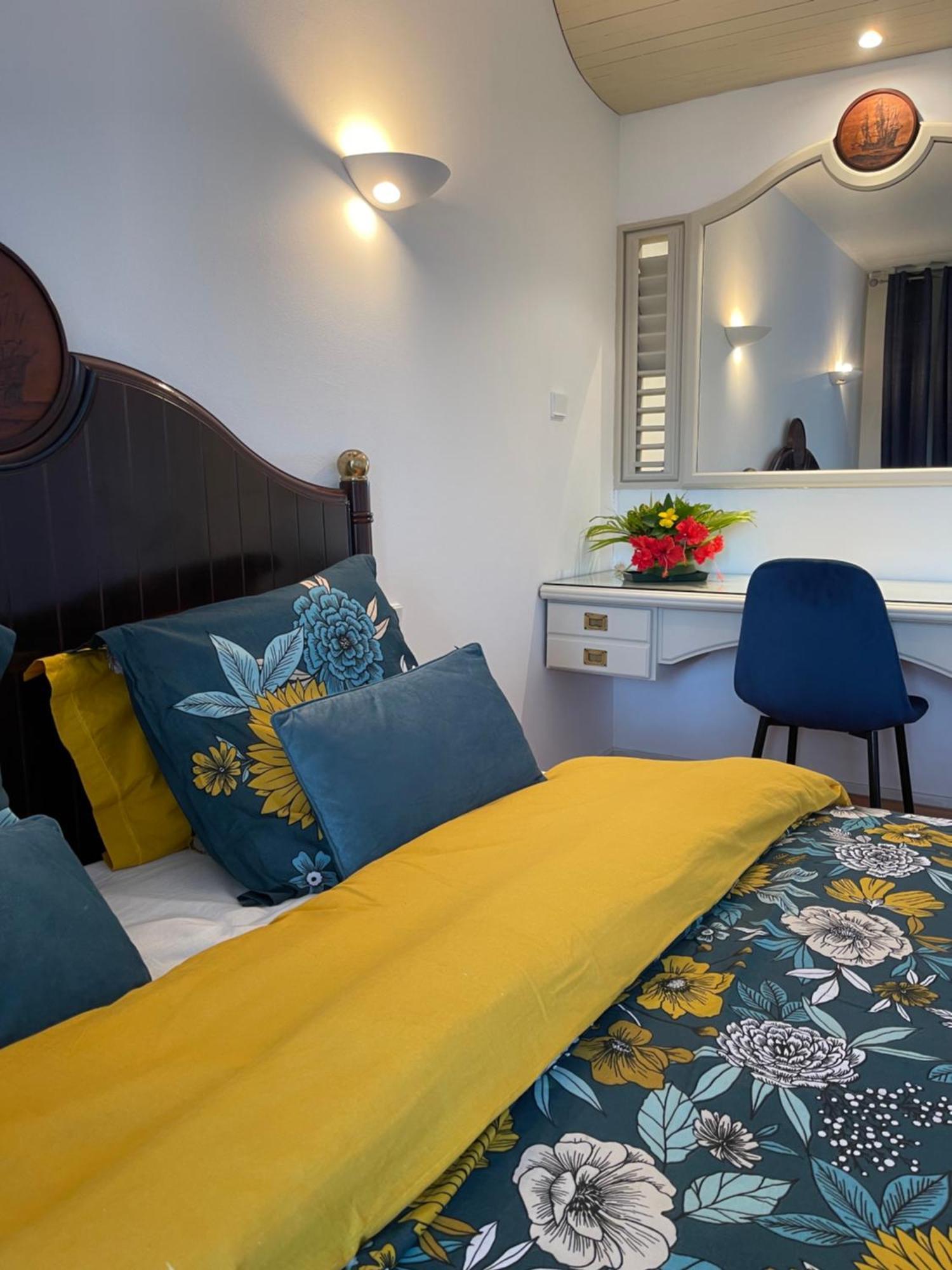 Appartement Vue Mer A 2 Minutes A Pied Des Plages Tartane لا ترينيت المظهر الخارجي الصورة